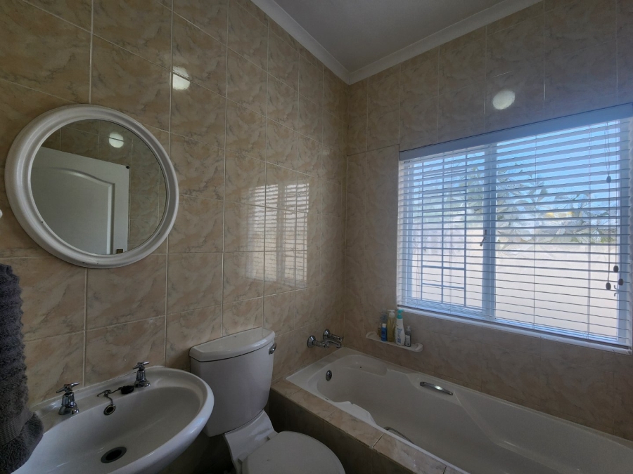 3 Bedroom Property for Sale in King George Park Western Cape